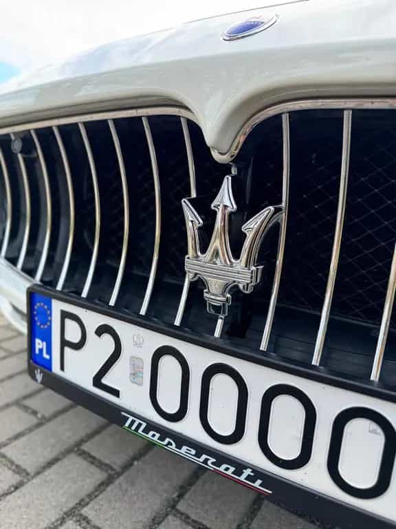 Maserati GranCabrio 4.7 V8 Einwandfreier Zustand 01/2015-photo-17