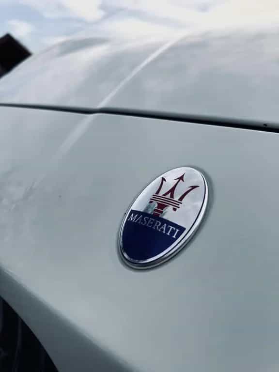 Maserati GranCabrio 4.7 V8 Einwandfreier Zustand 01/2015-photo-18