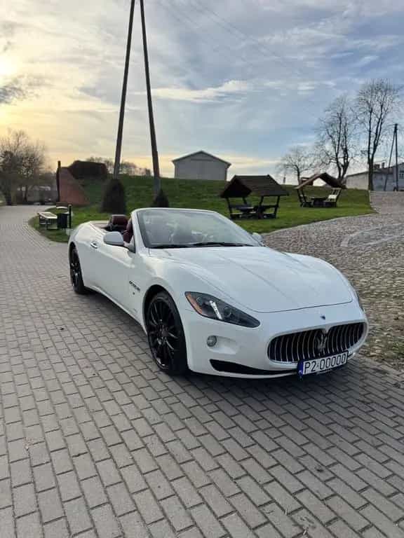 Maserati GranCabrio 4.7 V8 Einwandfreier Zustand 01/2015-photo-3