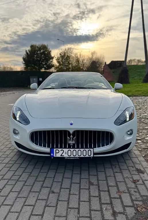 Maserati GranCabrio 4.7 V8 Einwandfreier Zustand 01/2015-photo-4