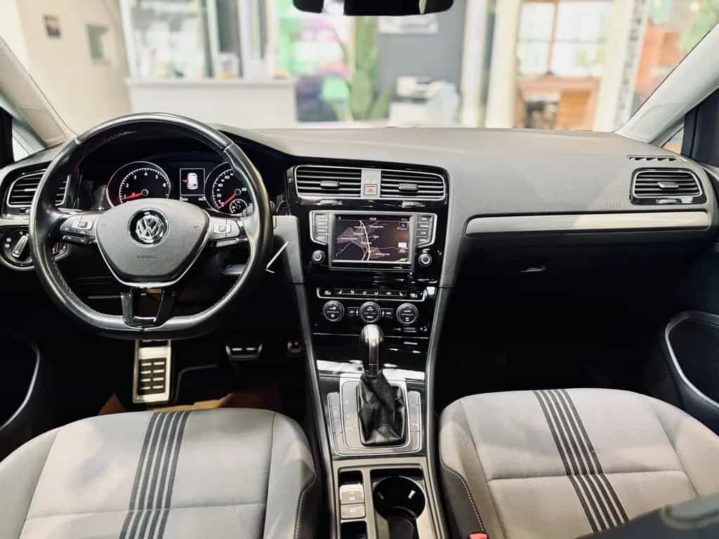 Volkswagen Golf VII Allstar BMT |Kamera|Automatik|Navi|Xeno 02/2017-photo-13
