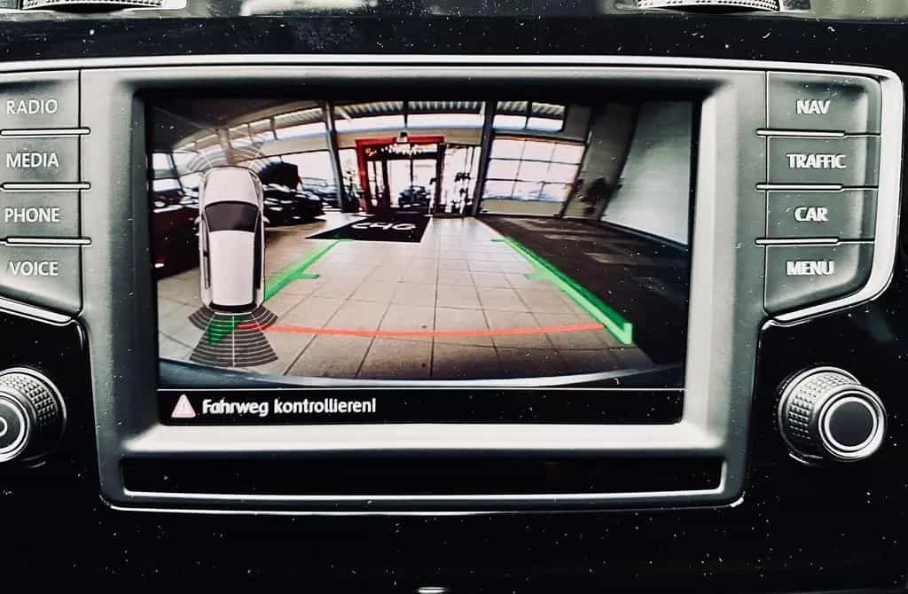 Volkswagen Golf VII Allstar BMT |Kamera|Automatik|Navi|Xeno 02/2017-photo-16