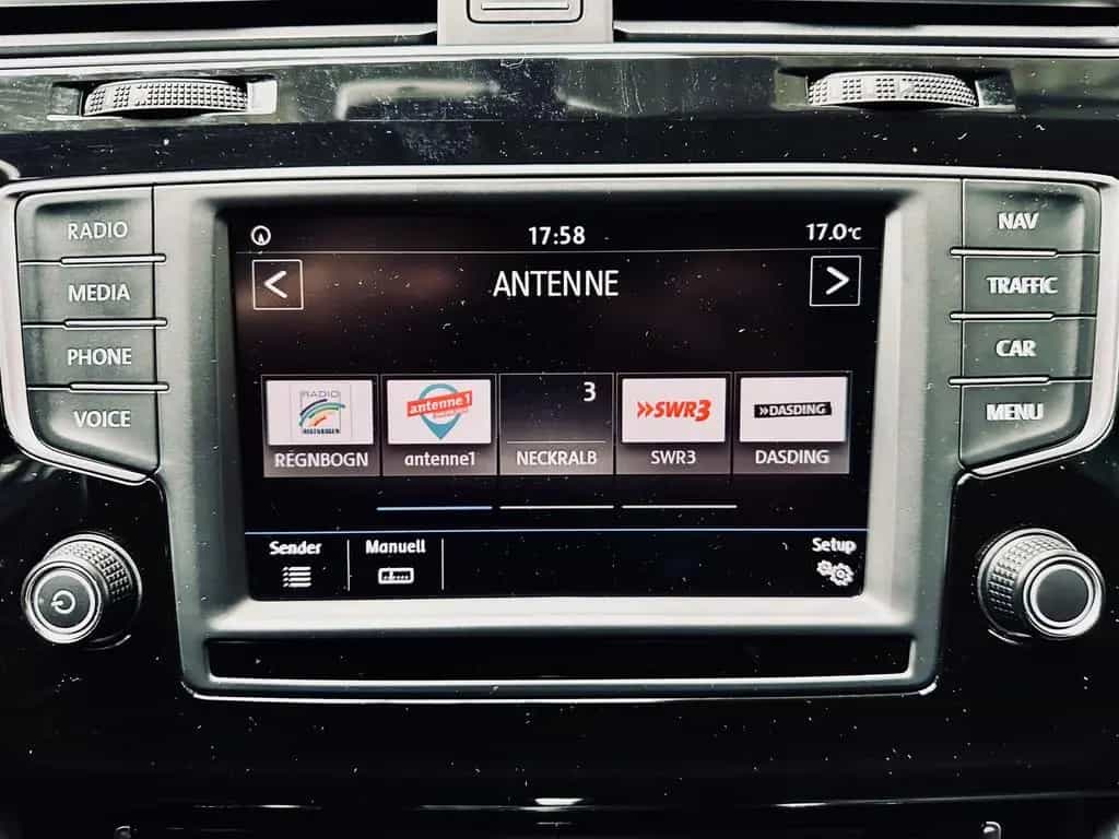 Volkswagen Golf VII Allstar BMT |Kamera|Automatik|Navi|Xeno 02/2017-photo-19