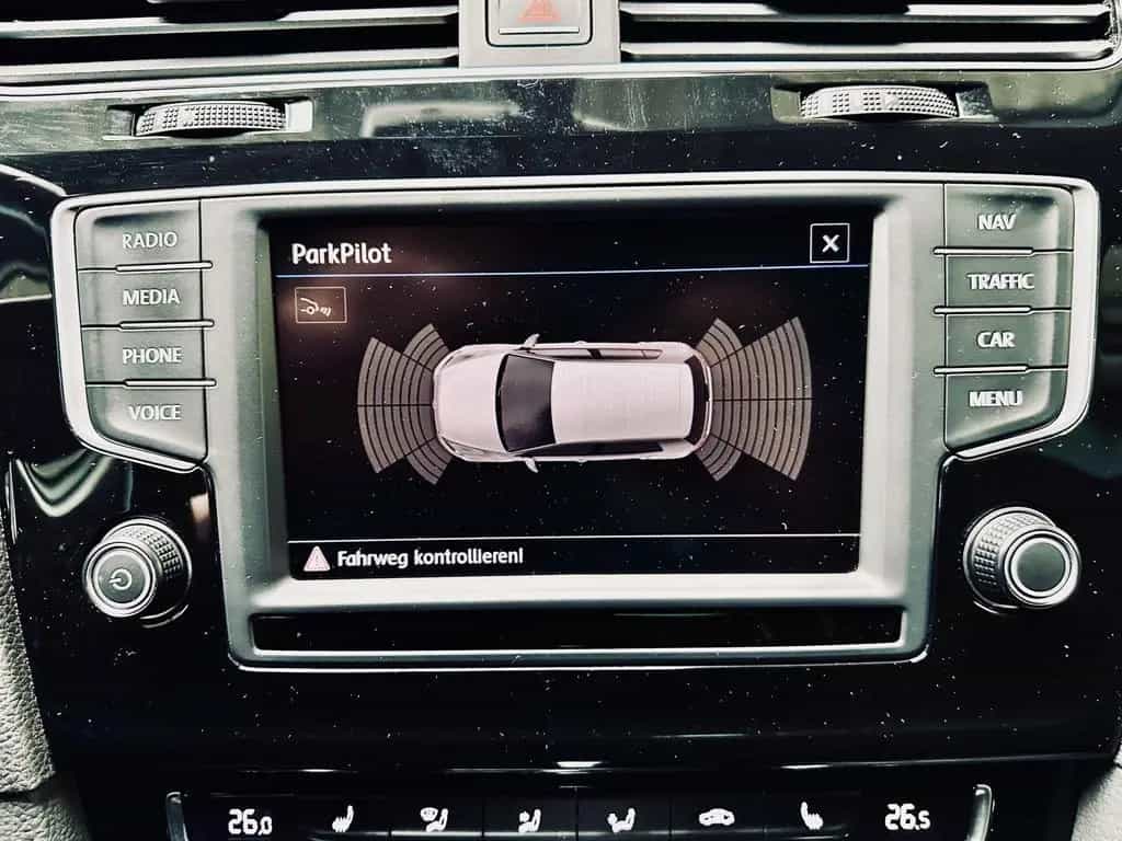 Volkswagen Golf VII Allstar BMT |Kamera|Automatik|Navi|Xeno 02/2017-photo-20