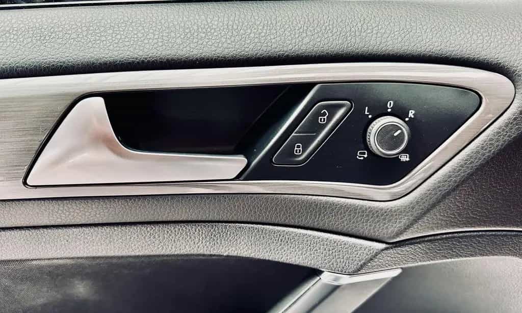 Volkswagen Golf VII Allstar BMT |Kamera|Automatik|Navi|Xeno 02/2017-photo-24