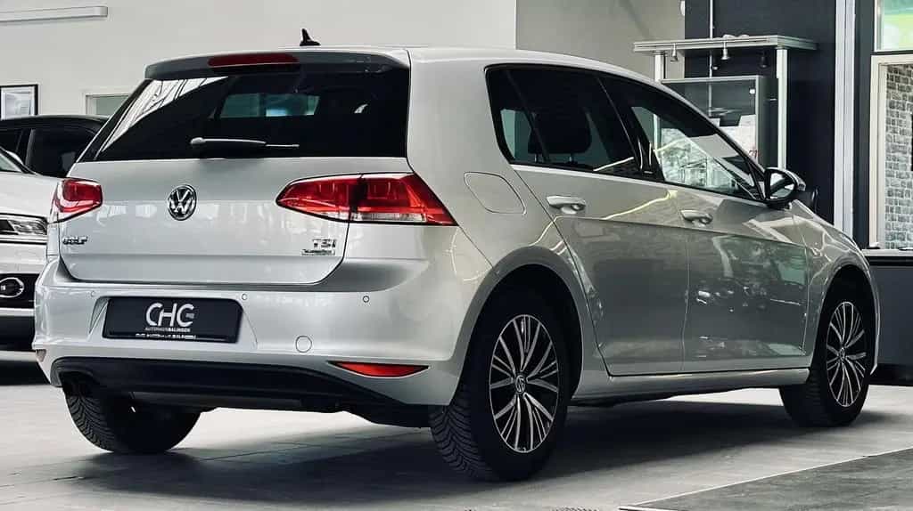 Volkswagen Golf VII Allstar BMT |Kamera|Automatik|Navi|Xeno 02/2017-photo-9