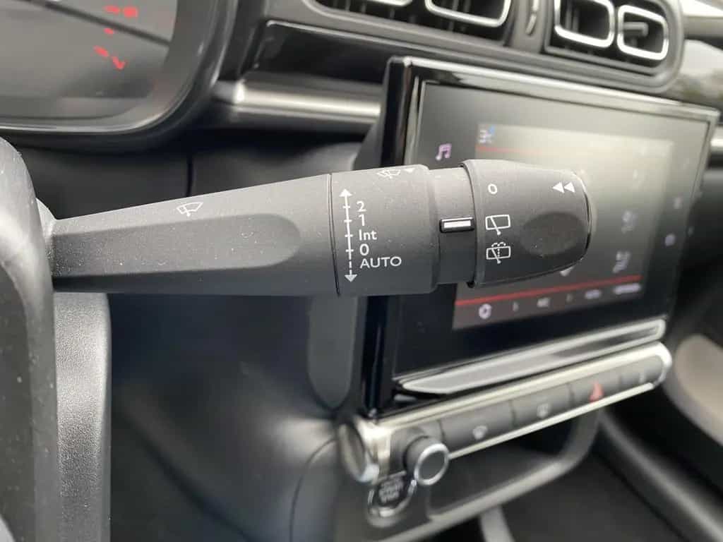 Citroën C3 PureTech 1.2 Shine Automatik/LED/Regen+Licht 12/2022-photo-18