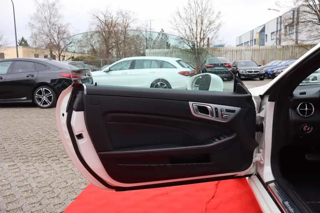 Mercedes-Benz SLC-Class -Klasse Roadster SLC 300 07/2016-photo-8