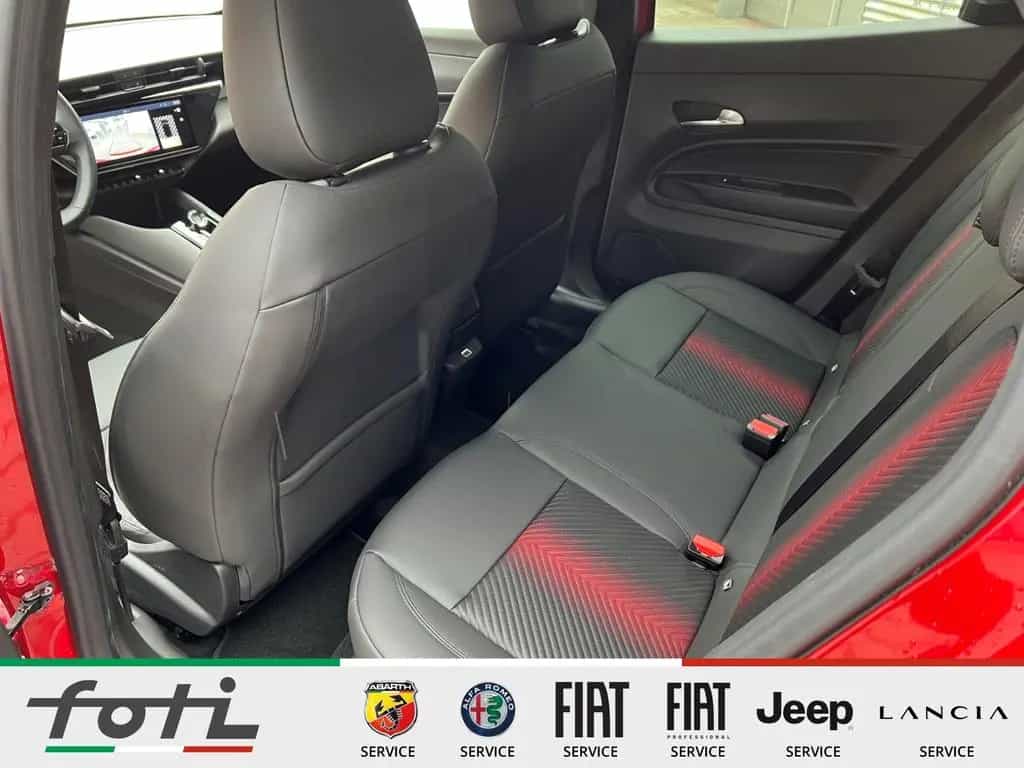Alfa Romeo Junior Ibrida 1.2 145 PS Automatik LED Kamera 03/2026-photo-13