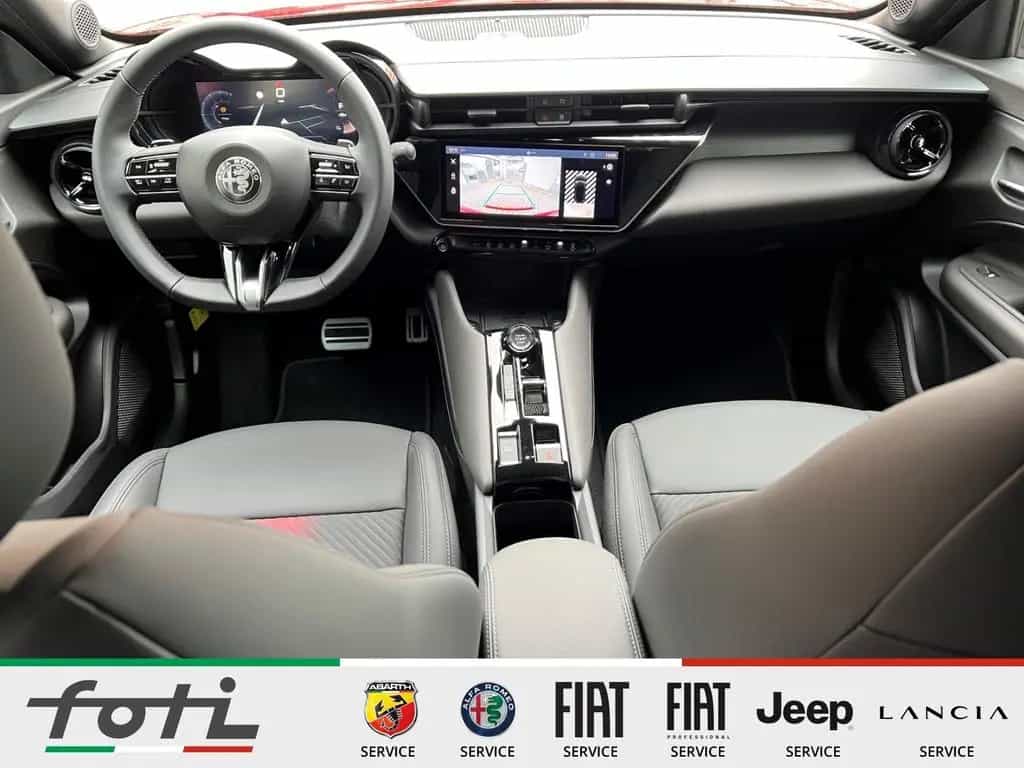 Alfa Romeo Junior Ibrida 1.2 145 PS Automatik LED Kamera 03/2026-photo-15
