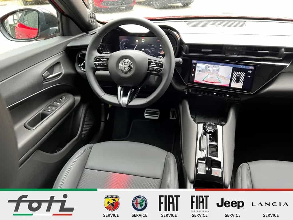 Alfa Romeo Junior Ibrida 1.2 145 PS Automatik LED Kamera 03/2026-photo-16