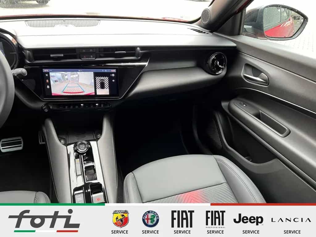 Alfa Romeo Junior Ibrida 1.2 145 PS Automatik LED Kamera 03/2026-photo-17
