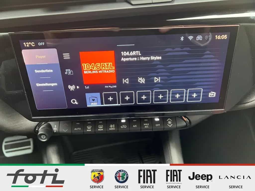 Alfa Romeo Junior Ibrida 1.2 145 PS Automatik LED Kamera 03/2026-photo-24