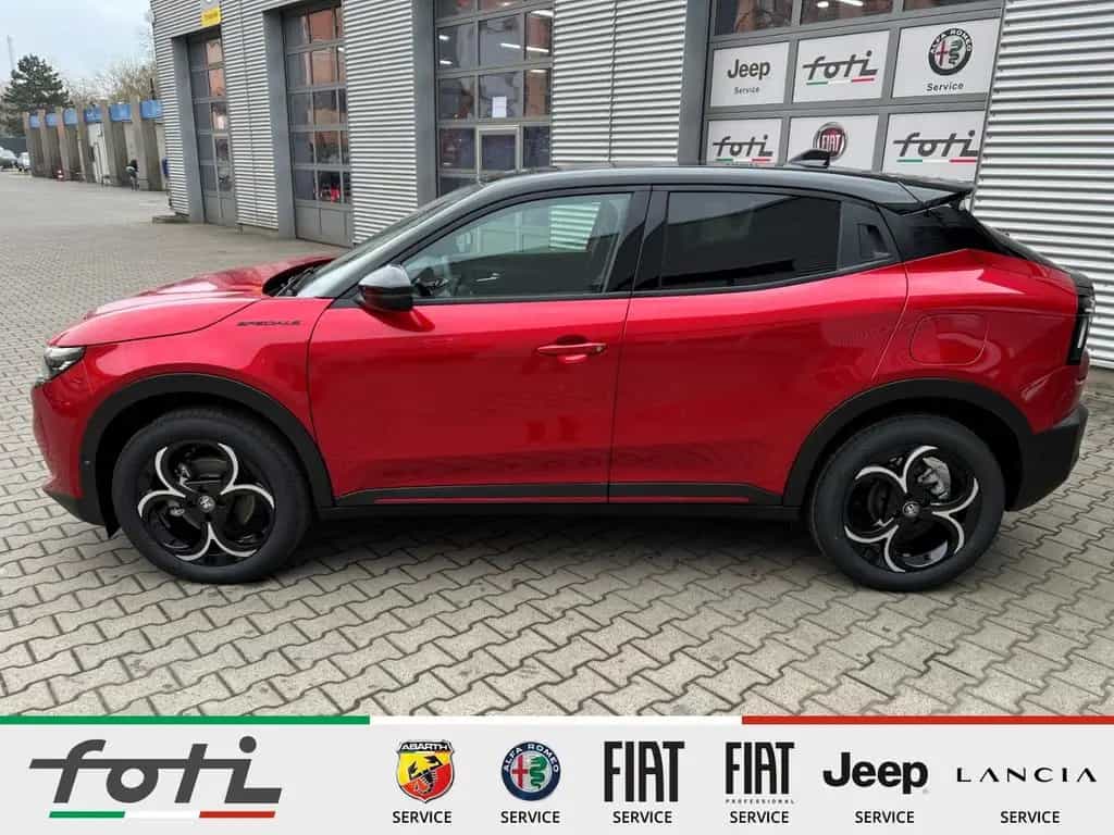 Alfa Romeo Junior Ibrida 1.2 145 PS Automatik LED Kamera 03/2026-photo-4