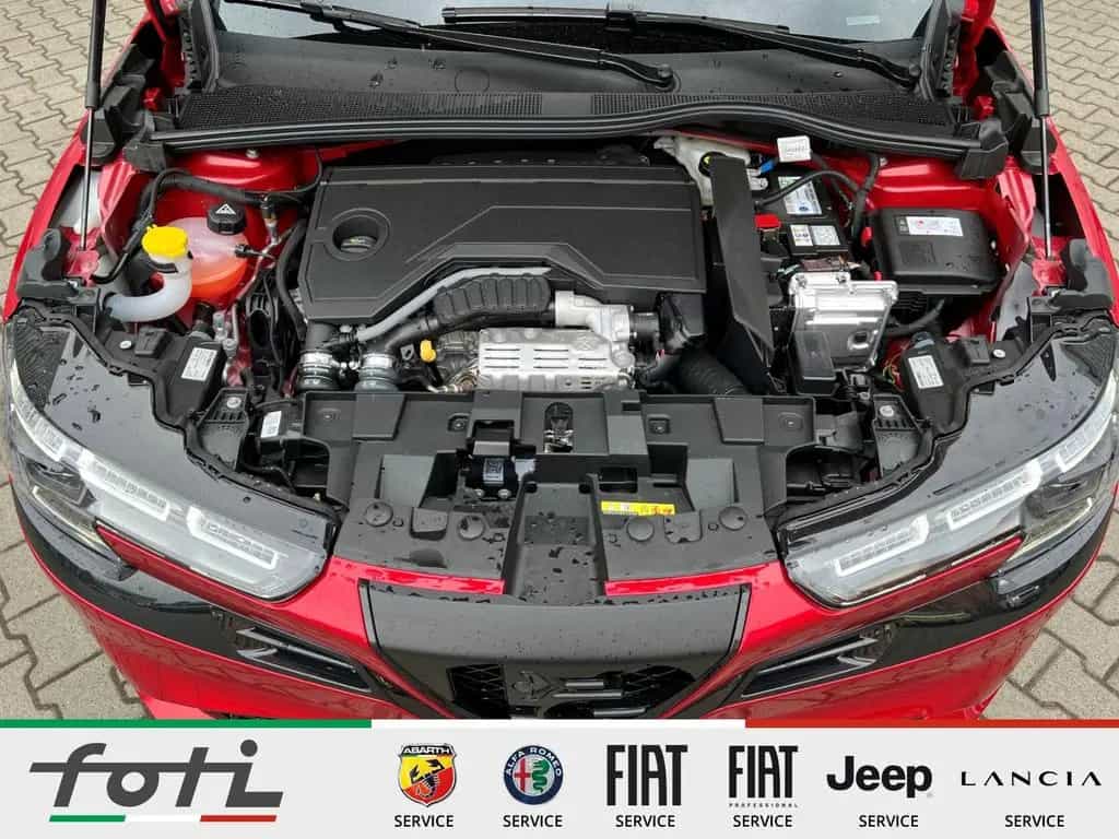 Alfa Romeo Junior Ibrida 1.2 145 PS Automatik LED Kamera 03/2026-photo-9