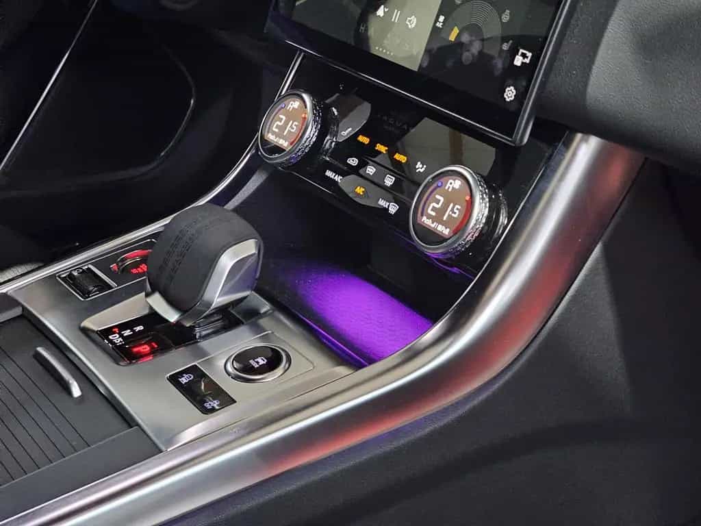 Jaguar XF R-Dynamic SE*LED*PDC*Apple CarPlay*Tempomat 01/2023-photo-2