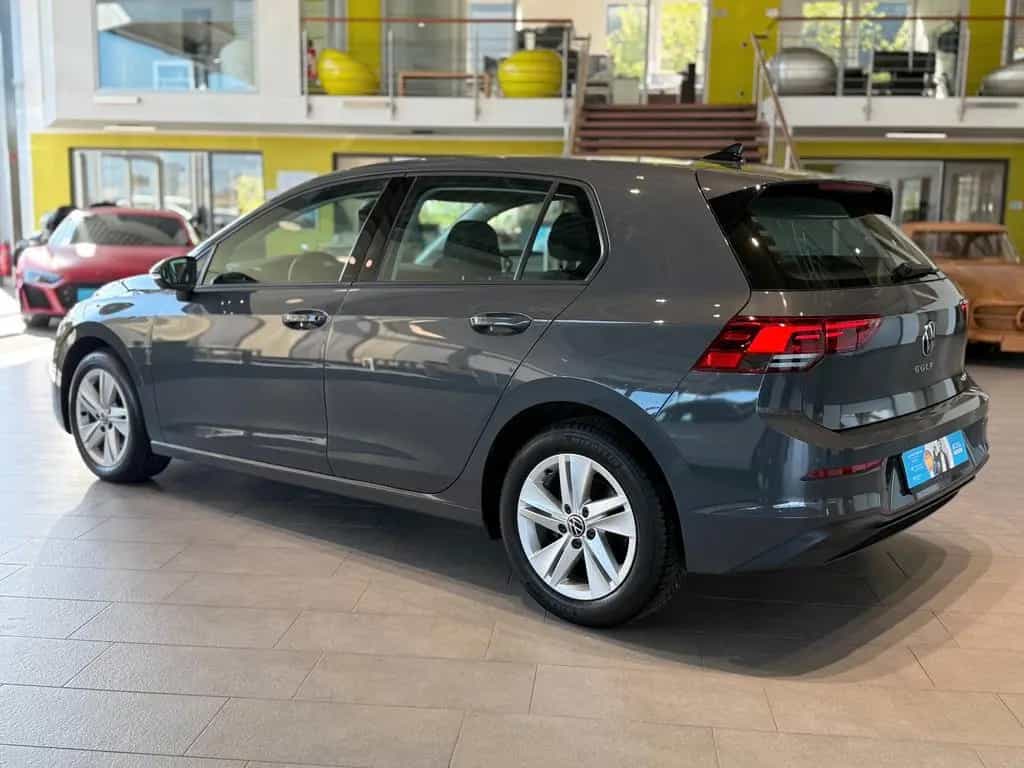 Volkswagen Golf VIII Lim. Life*ACC*Ambiente*Business* 01/2021-photo-2