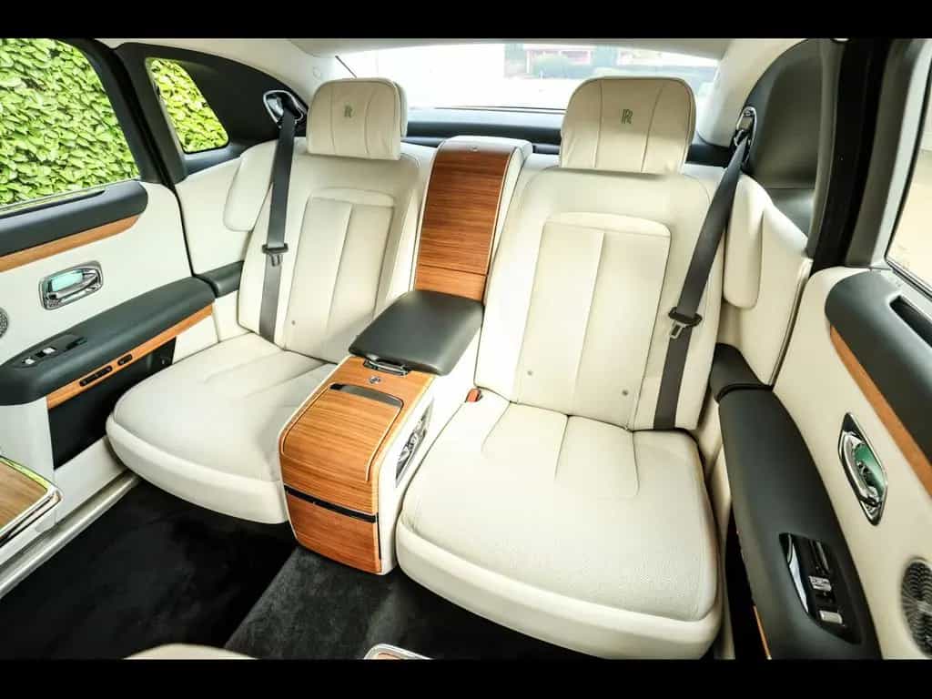 Rolls-Royce Ghost GHOST 6.75 V12 EWB°PPF°WARRANTY 9/27 01/2022-photo-22