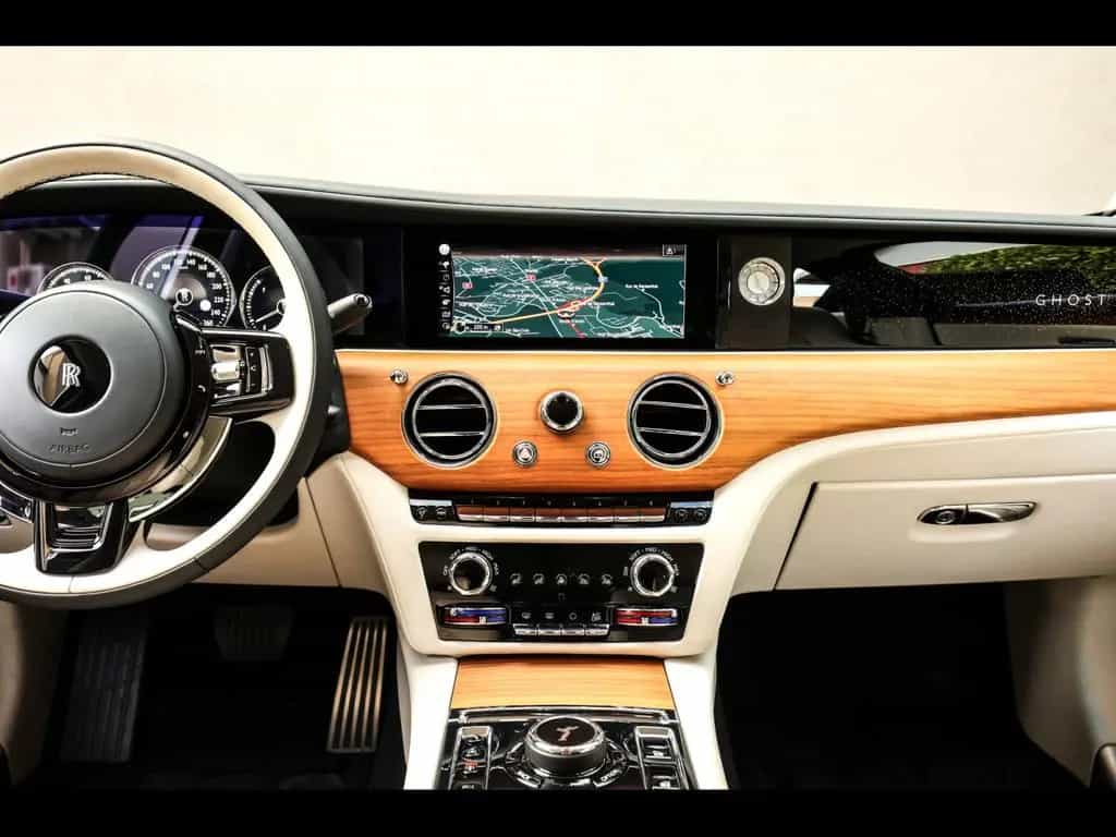 Rolls-Royce Ghost GHOST 6.75 V12 EWB°PPF°WARRANTY 9/27 01/2022-photo-23