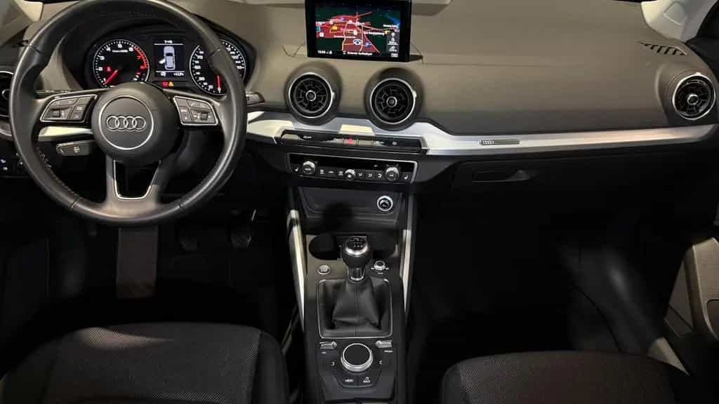 Audi Q2 Sport*S-line*AHK*Navi*LED*S/W 03/2018-photo-14