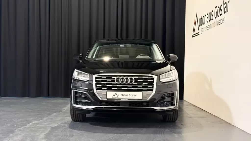 Audi Q2 Sport*S-line*AHK*Navi*LED*S/W 03/2018-photo-2
