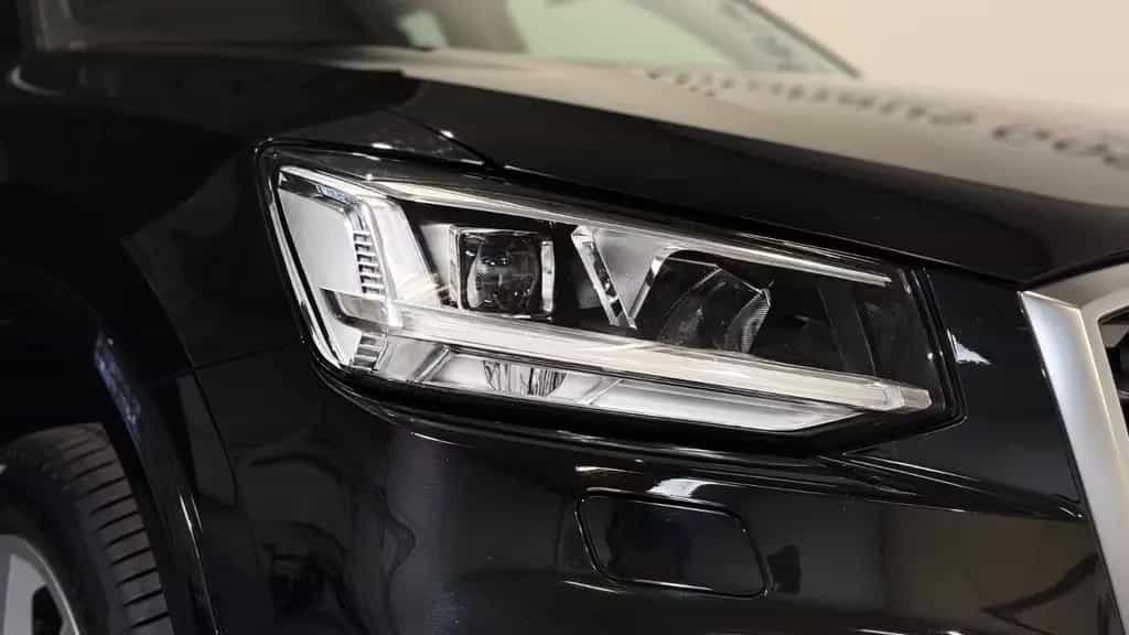Audi Q2 Sport*S-line*AHK*Navi*LED*S/W 03/2018-photo-5