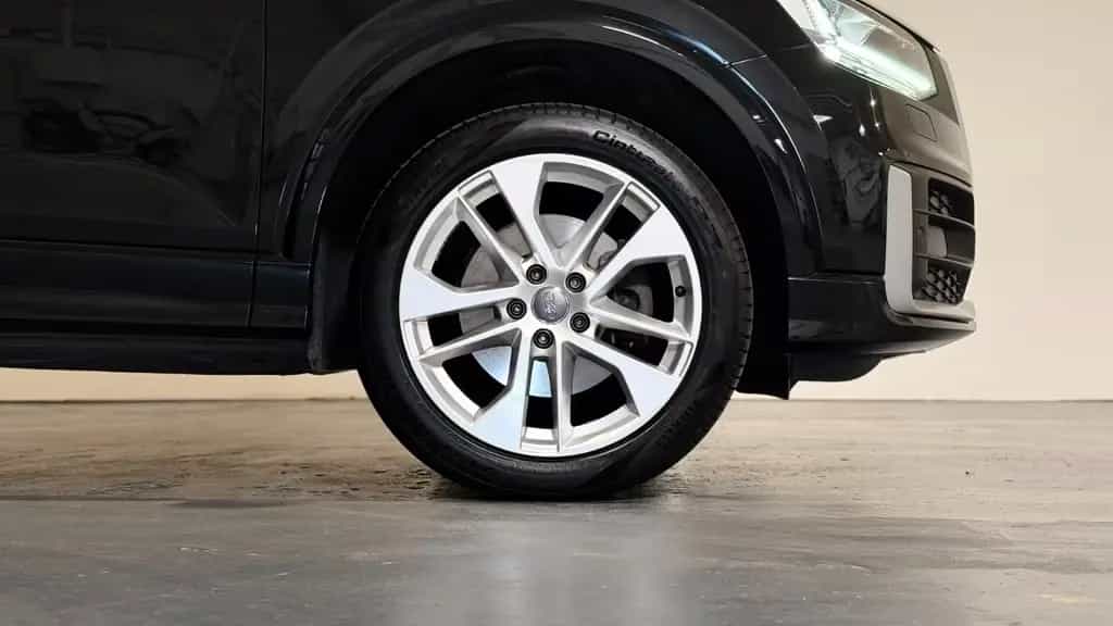 Audi Q2 Sport*S-line*AHK*Navi*LED*S/W 03/2018-photo-6