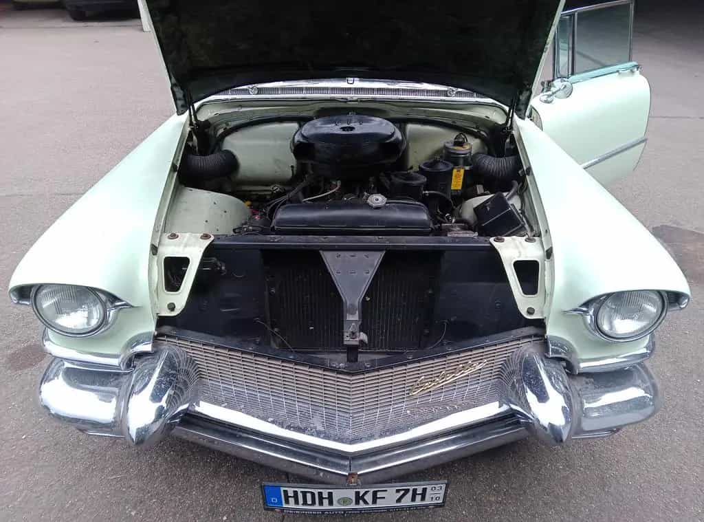 Cadillac 1956 Sedan Deville Survivor 06/1956-photo-1