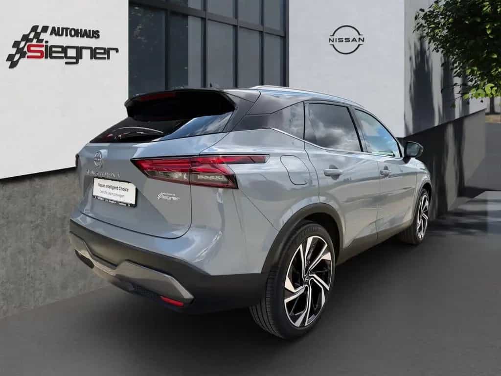 Nissan Qashqai Tekna+, Panoramaglasdach, AHK abnehmbar, 04/2023-photo-3