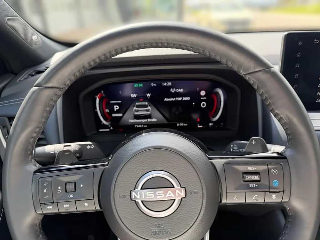 Nissan Qashqai Tekna+, Panoramaglasdach, AHK abnehmbar, 04/2023-photo-8