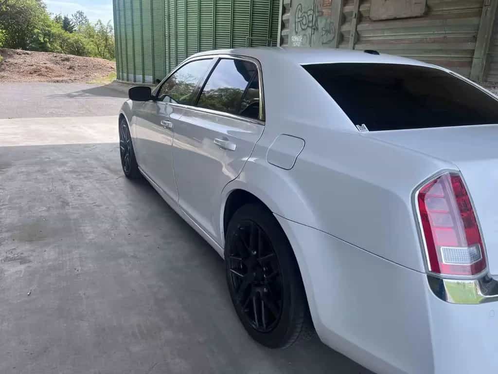 Chrysler 300C 3.6 VVT TÜV NEU baugleich Lancia Thema 02/2014-photo-4