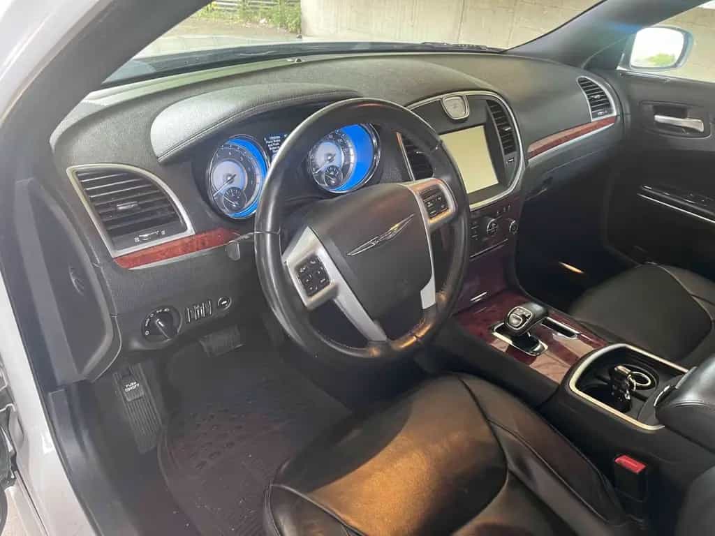 Chrysler 300C 3.6 VVT TÜV NEU baugleich Lancia Thema 02/2014-photo-9