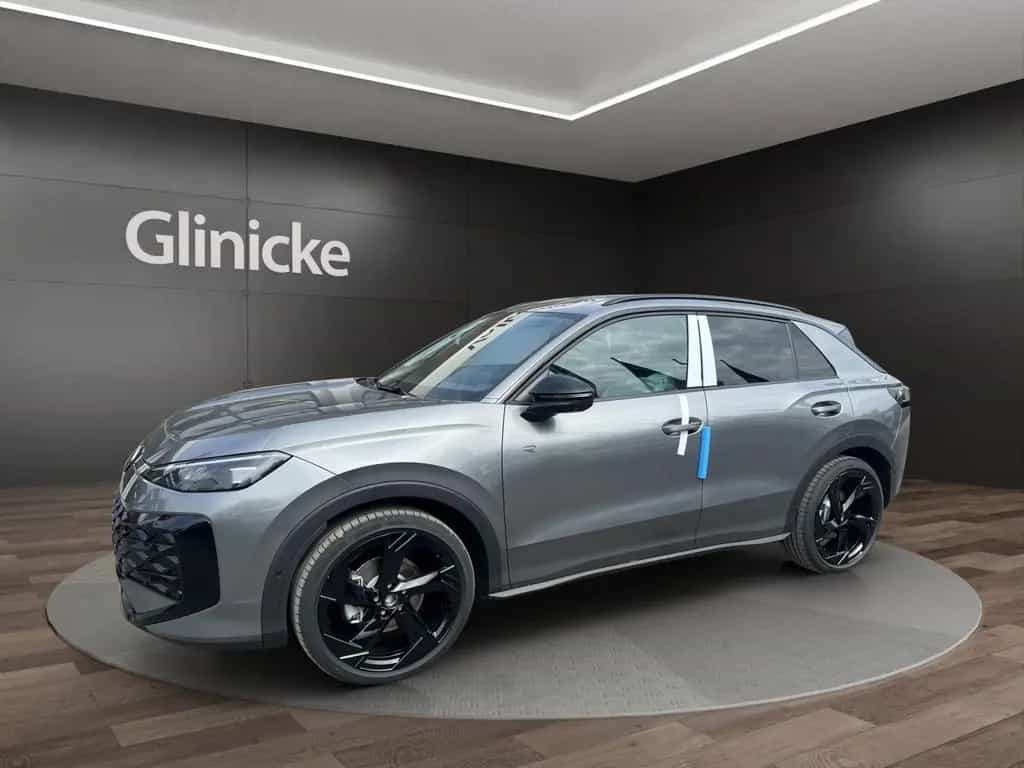 Volkswagen T-Roc R-Line 1.5 l eTSI OPF 110 kW (150 PS) 7-Ga 05/2026-photo-1