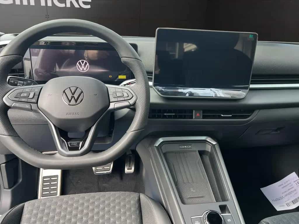 Volkswagen T-Roc R-Line 1.5 l eTSI OPF 110 kW (150 PS) 7-Ga 05/2026-photo-6