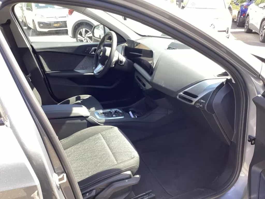 BMW 1 Series 120i DKG LED Kamera el. Heckklappe 07/2025-photo-12