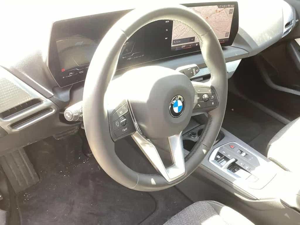 BMW 1 Series 120i DKG LED Kamera el. Heckklappe 07/2025-photo-15