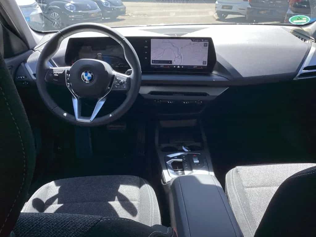 BMW 1 Series 120i DKG LED Kamera el. Heckklappe 07/2025-photo-7