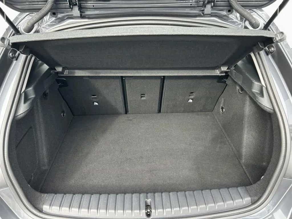 BMW 1 Series 118i 06/2021-photo-13