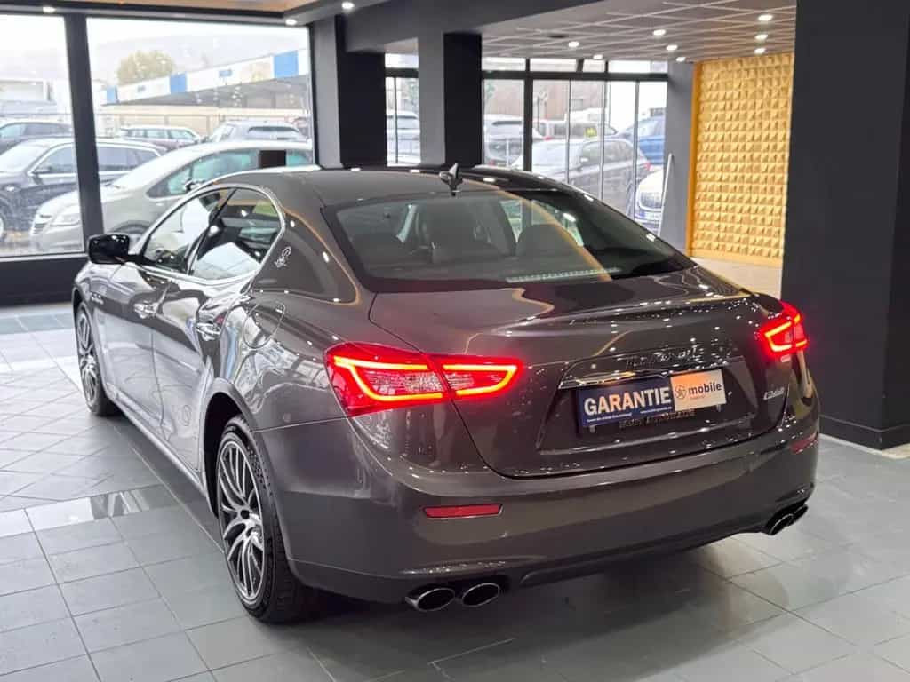 Maserati Ghibli Diesel*EURO6*KLIMA*S.DACH*LEDER*S.AUSPUFF 06/2016-photo-12