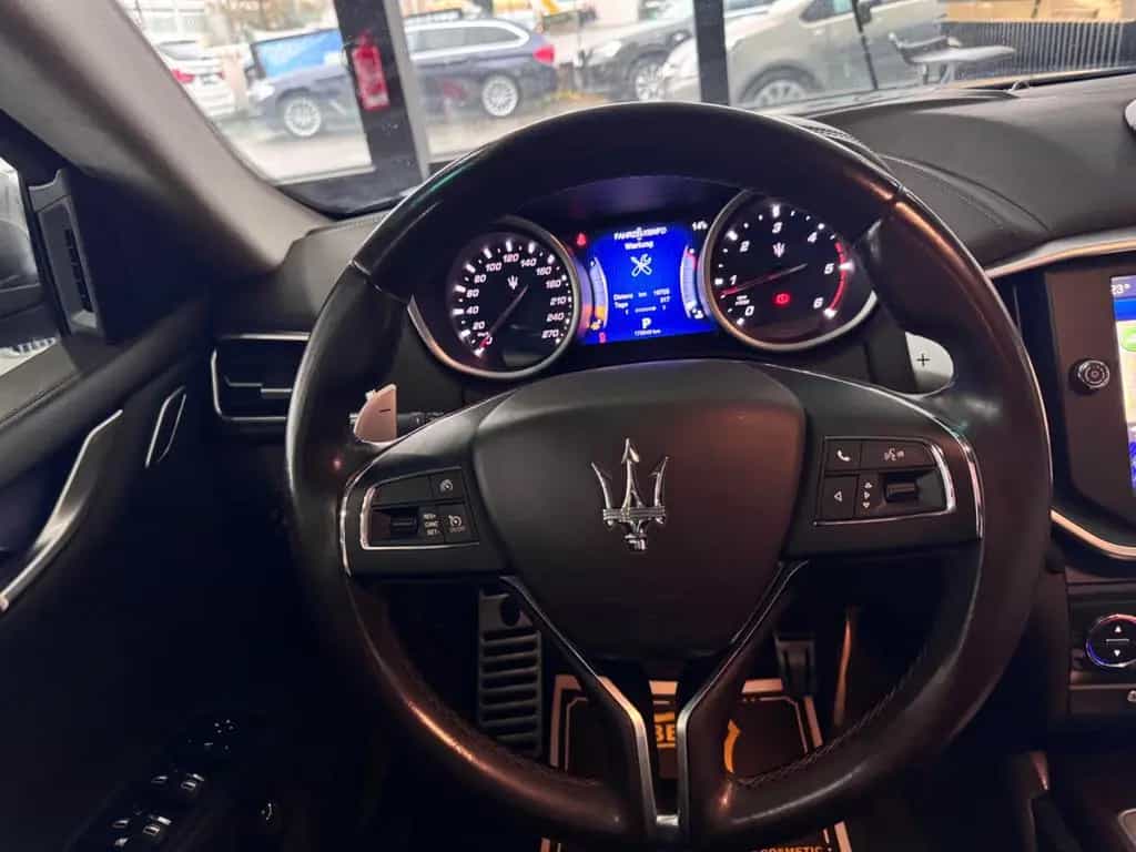 Maserati Ghibli Diesel*EURO6*KLIMA*S.DACH*LEDER*S.AUSPUFF 06/2016-photo-21
