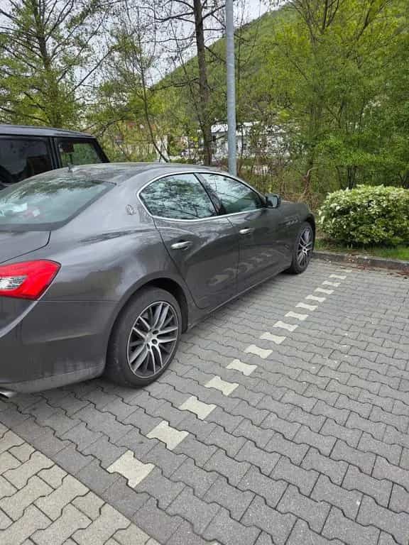 Maserati Ghibli Diesel*EURO6*KLIMA*S.DACH*LEDER*S.AUSPUFF 06/2016-photo-24