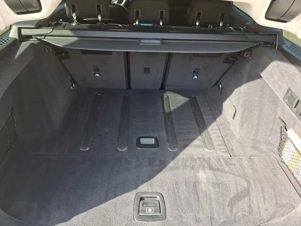 BMW 320 d xDrive Touring *Navi*Rückfahrkamera*AHK*LED 08/2021-photo-11
