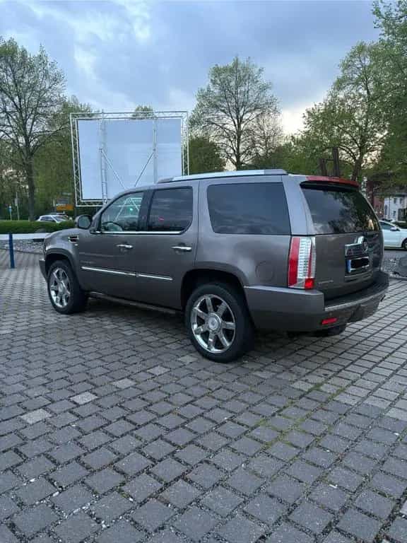Cadillac Escalade 6.2 V8 PLATINUM/LPG Prins/EU Mod/ TÜV 01/2012-photo-3