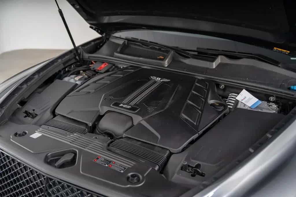 Bentley Bentayga V8 S 4WD/CCB/Carbon/22"/*1. Hd.*/*VOLL* 03/2024-photo-24