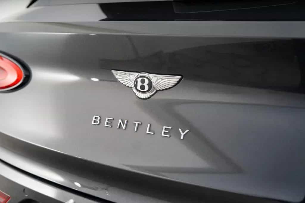 Bentley Bentayga V8 S 4WD/CCB/Carbon/22"/*1. Hd.*/*VOLL* 03/2024-photo-4