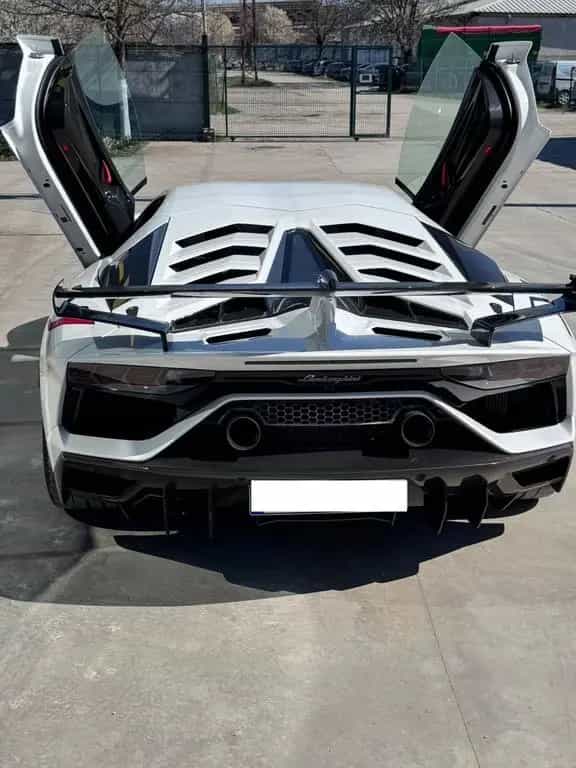 Lamborghini Aventador SVJ 03/2021-photo-1