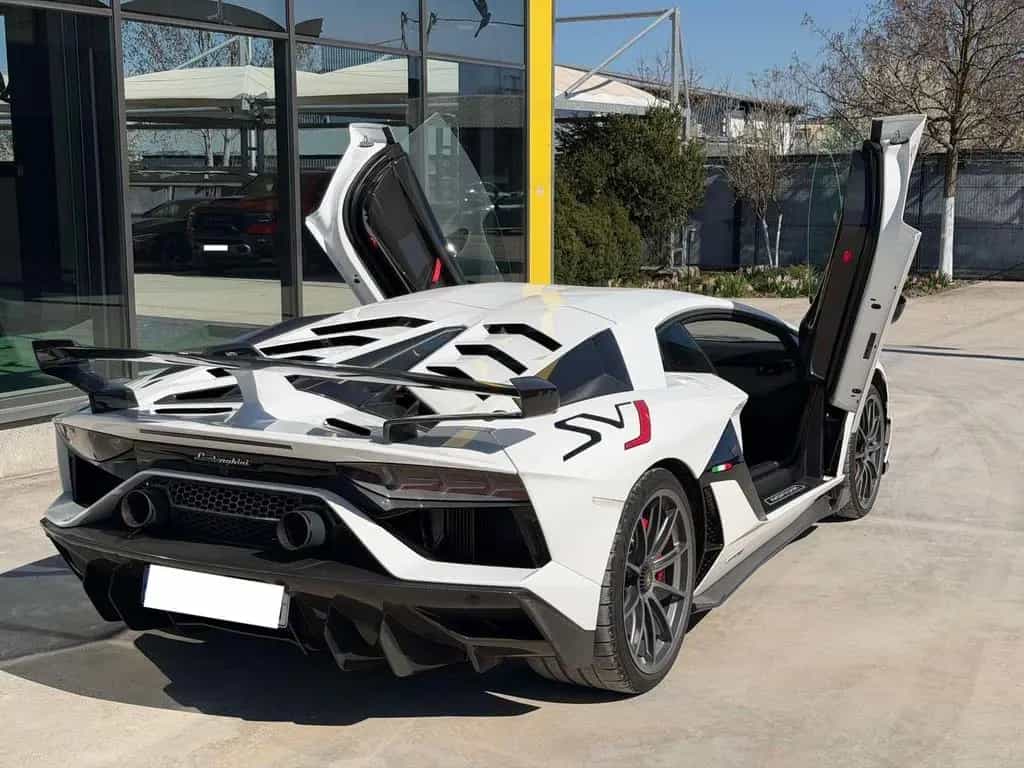 Lamborghini Aventador SVJ 03/2021-photo-11