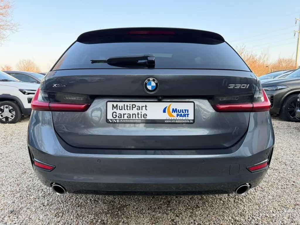 BMW 3 Series 330i Touring xDrive Sport Line ACC*Pano*Kam*HUP 02/2020-photo-4