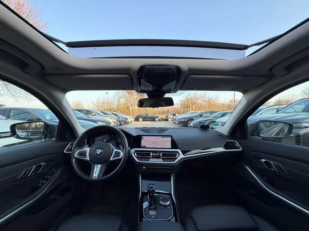BMW 3 Series 330i Touring xDrive Sport Line ACC*Pano*Kam*HUP 02/2020-photo-6