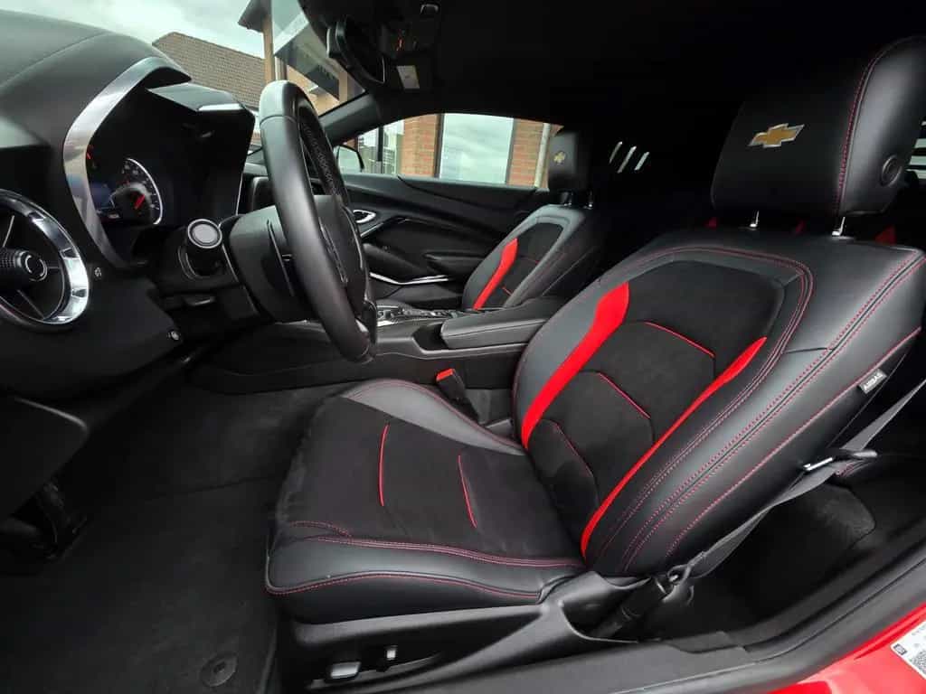 Chevrolet Camaro Coupé 2.0 / LED/CarPlay/20ZOLL 12/2022-photo-8